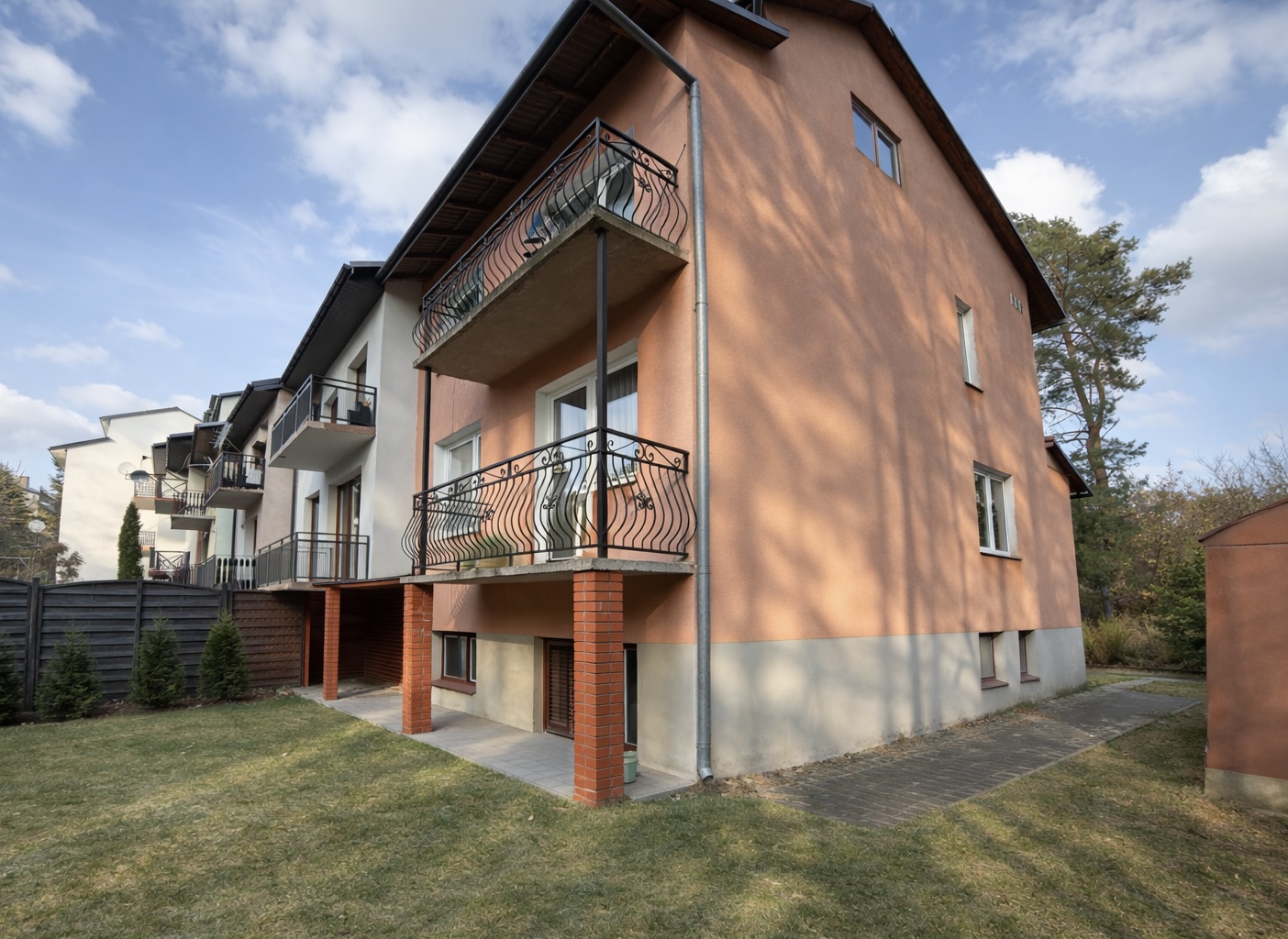 Dom 135 m2 w zabudowie szergowej 